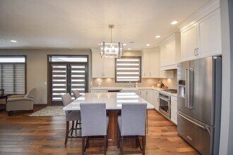 912 S Torrey Pine Ln in Sioux Falls, SD - Building Photo - Building Photo