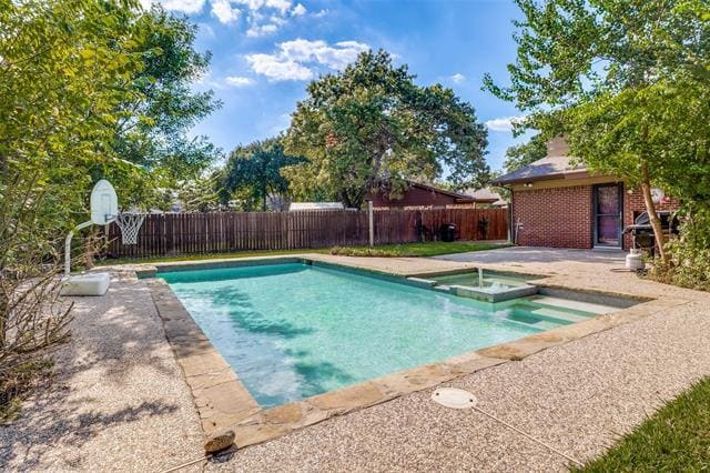 property at 637 Cambridge Dr