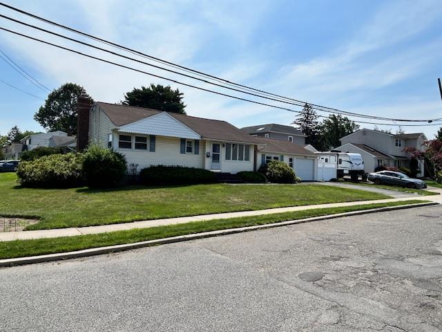 property at 27 1/2 Greenway Dr