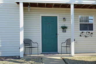 Eagle Pointe Apartments in Prattville, AL - Foto de edificio - Building Photo