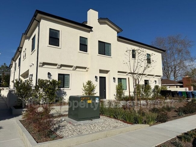 property at 7793 15th St