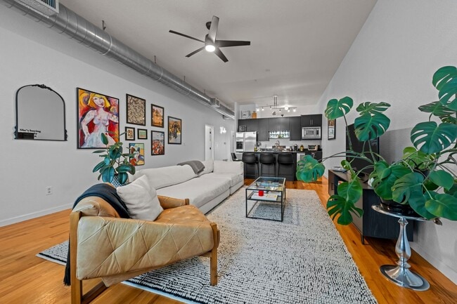 7525 E 1st Pl in Denver, CO - Building Photo - Building Photo