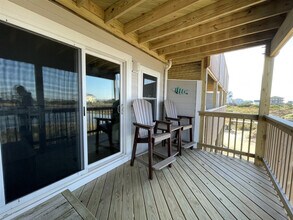 56378 North Carolina Hwy 12 in Hatteras, NC - Building Photo - Building Photo