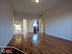 822 W Waveland Ave, Unit 1 in Chicago, IL - Foto de edificio - Building Photo