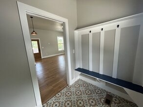 211 Auttie Cir in Bean Station, TN - Building Photo - Building Photo