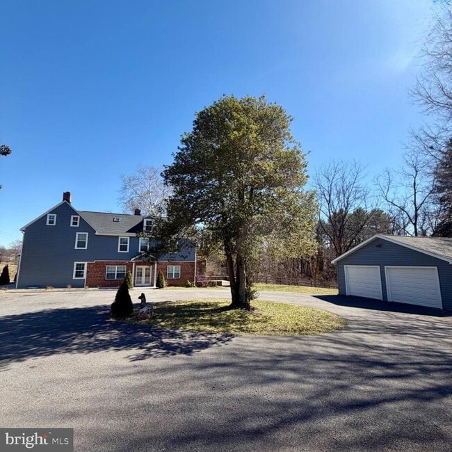 17700 Barnesville Rd in Barnesville, MD - Building Photo - Building Photo