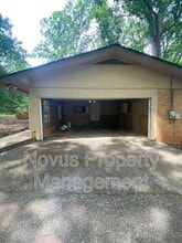 60 Don Rich Dr in Carrollton, GA - Building Photo - Building Photo
