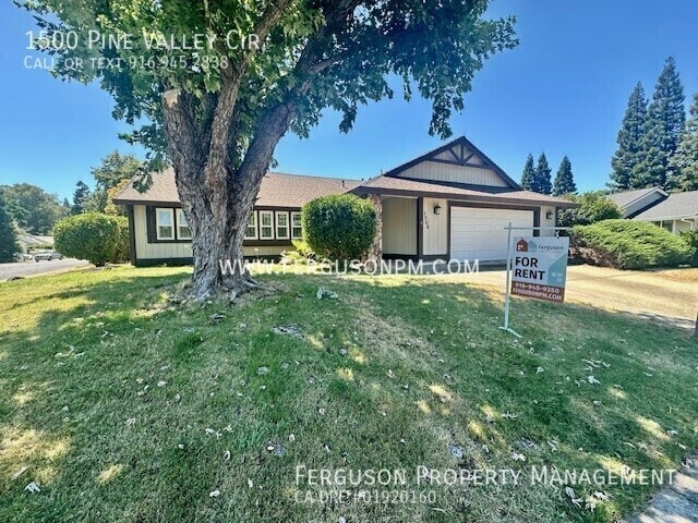 1500 Pine Valley Cir