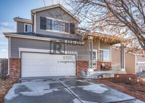 2214 Cowhand Pl in Pueblo, CO - Building Photo