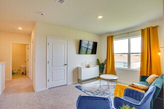 1133 Torrente Ln in Haines City, FL - Building Photo - Building Photo