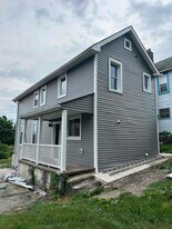 535 W State St in Larksville, PA - Building Photo