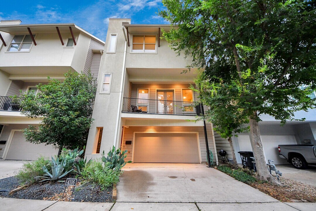 4116 Dickson St in Houston, TX - Building Photo