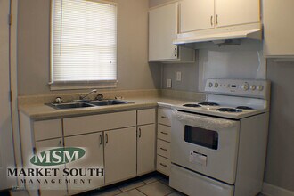 2361 Ranchland Dr in Savannah, GA - Building Photo - Building Photo