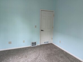 2114 S Spring St in Springfield, IL - Building Photo - Building Photo