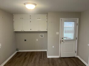 412 Angus St in Conway, AR - Building Photo - Building Photo