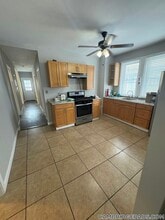 196 Sherman St in Cambridge, MA - Building Photo - Building Photo