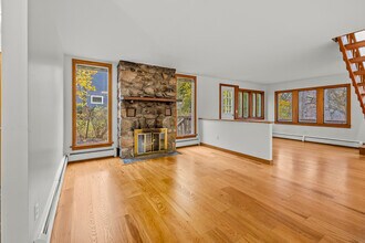 14 Clearview Terrace in Ridgefield, CT - Building Photo - Building Photo