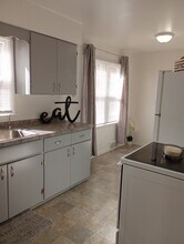 914 Belton Ave in Battle Creek, MI - Building Photo - Building Photo