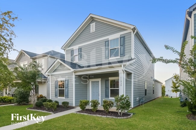 11939 Hambright Rd in Huntersville, NC - Foto de edificio - Building Photo