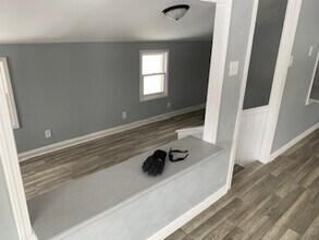 6809 NE Suburban Dr in Michigan City, IN - Foto de edificio - Building Photo