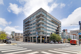 Solara Lofts in San Diego, CA - Building Photo - Primary Photo