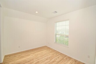 3735 Rock Ledge Dr in Rosenberg, TX - Building Photo - Building Photo