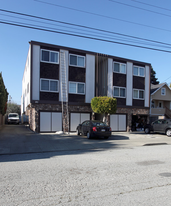 741 Masson Ave in San Bruno, CA - Building Photo