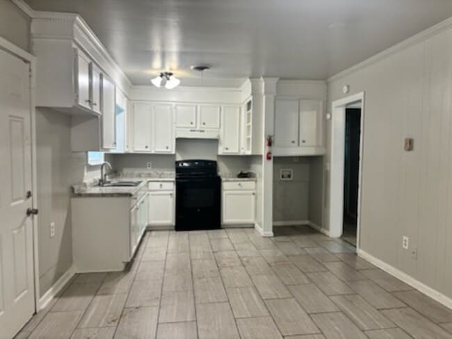 1554 Dianne Dr in Jackson, MS - Building Photo - Building Photo