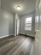 119 Grant Ave, Unit 2 in Jersey City, NJ - Building Photo - Building Photo