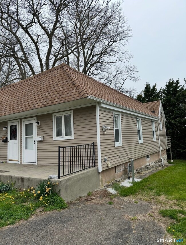 property at 7 Summit Ave