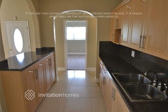 8480 SW 33rd Terrace in Miami, FL - Building Photo - Building Photo