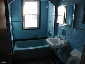 65 Wareham St-Unit -Apt 1 in Medford, MA - Building Photo - Building Photo