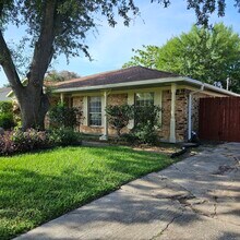 11307 Sageheather Dr in Houston, TX - Foto de edificio - Building Photo