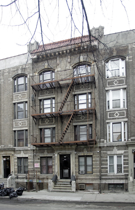 3049 Hull Ave in Bronx, NY - Building Photo