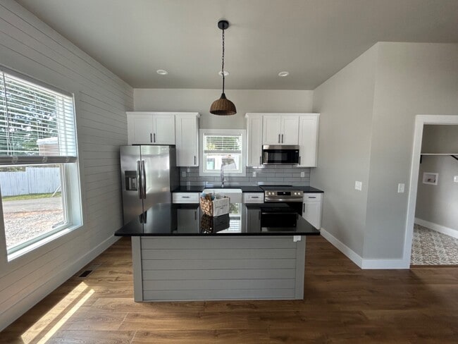 property at 211 Auttie Cir