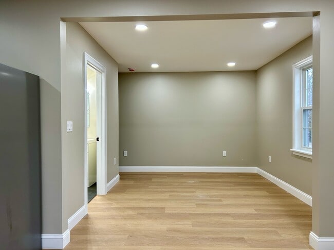 60 W Church Rd in Stevens, PA - Building Photo - Building Photo