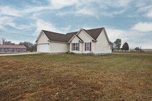 15 Goldenrod Dr in Elizabethtown, KY - Building Photo