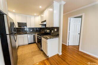 2512 Fillmore St in San Francisco, CA - Building Photo - Building Photo