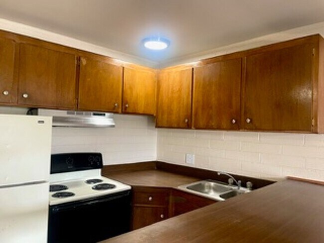 Royal ElCon Apartments in Tucson, AZ - Foto de edificio - Building Photo