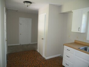8367 Dottley Dr in Southaven, MS - Building Photo - Building Photo