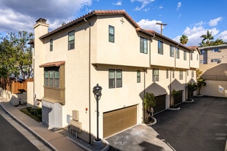 EightTwenty Mission Residences in South Pasadena, CA - Building Photo - Building Photo