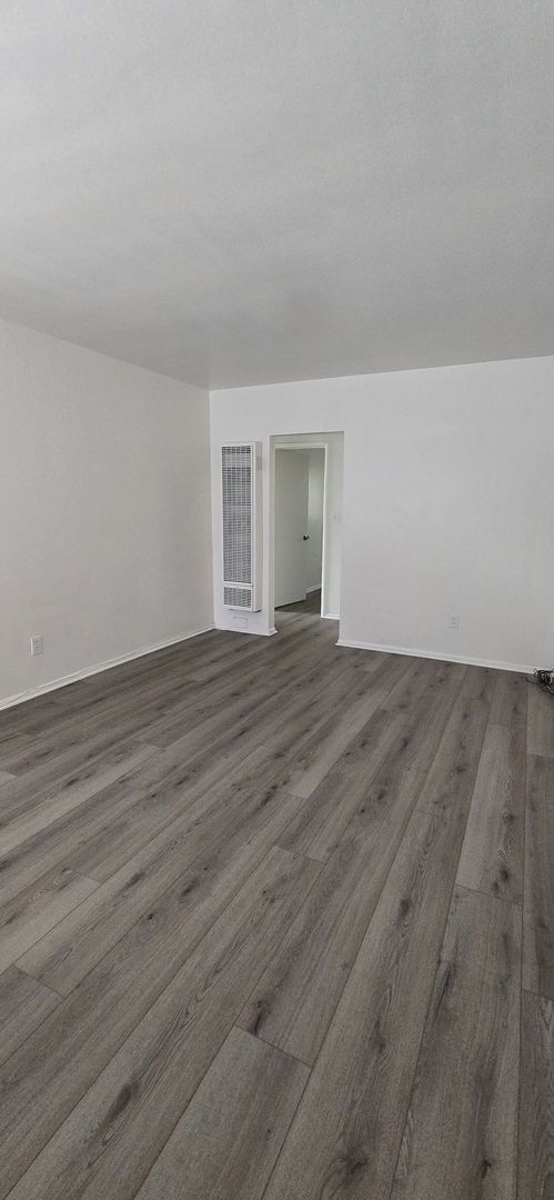property at 901-905 E High Ave