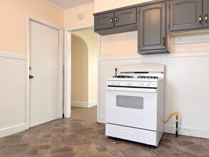 253 Shirley Ave-Unit -Unit 1- Lower in Buffalo, NY - Building Photo - Building Photo