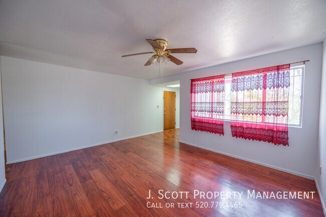 3508 W Orchid Ln in Phoenix, AZ - Building Photo - Building Photo