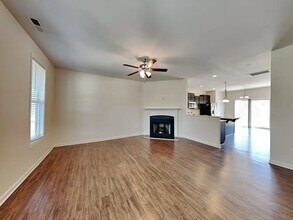 425 McCarthy Dr in Clayton, NC - Building Photo - Building Photo