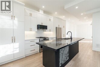 322 Mt Albion Rd in Hamilton, ON - Building Photo - Building Photo