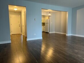 1353 Perry St in Des Plaines, IL - Building Photo - Building Photo