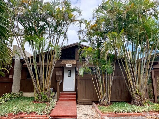 property at 11318 SW 114th Cir Terrace