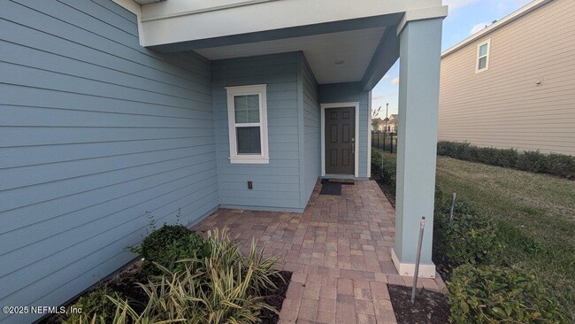 property at 3956 Bloomfield Ct