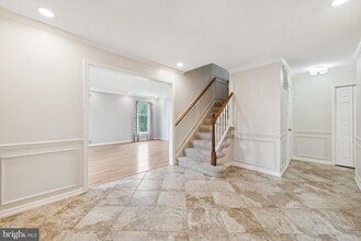 6245 Windward Dr in Burke, VA - Building Photo - Building Photo